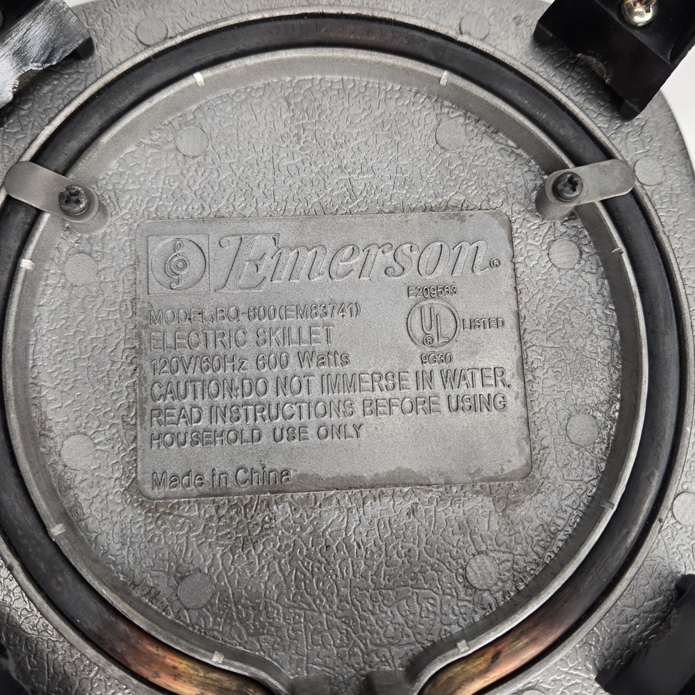 Emerson Electric Skillet Glass Lid Adjustable Temp Compact Tested EM83741 32 Oz - Picture 10 of 10